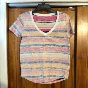 Aeropostale v neck t shirt size small